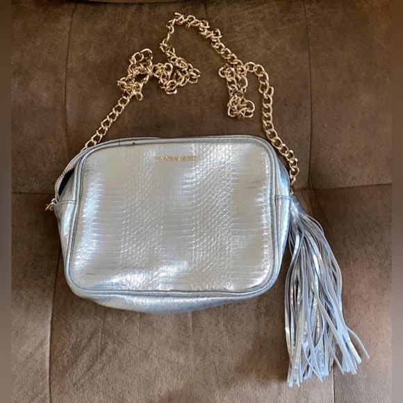 Victoria's Secret Handbags - Victoria’s Secret Silver Snakeprint Crossbody Purse